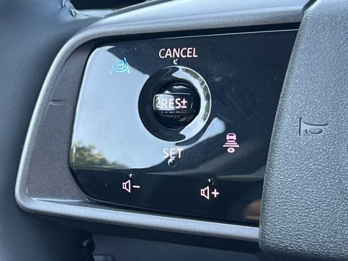 Certified 2025 Nissan Murano SL image 21