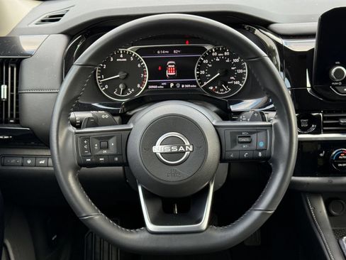 Used 2025 Nissan Pathfinder SV AWD/4WD image 29