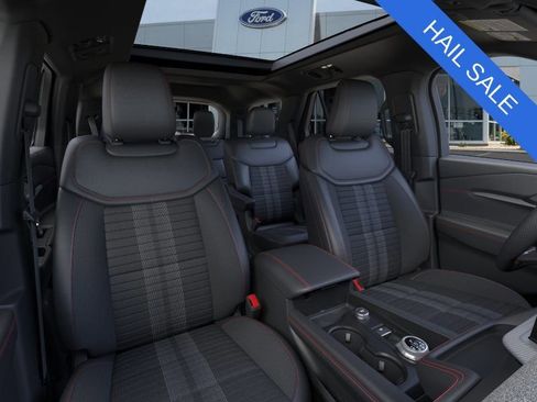 New 2026 Ford Explorer ST-Line w/ ST-Line Street Pack AWD/4WD image 10