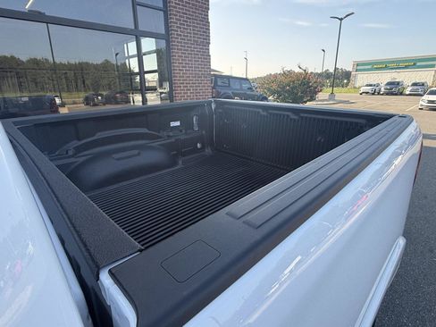 Used 2026 RAM 1500 Laramie AWD/4WD image 28
