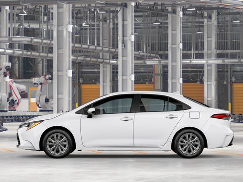 New 2026 Toyota Corolla LE w/ LE Premium Package FWD image 6