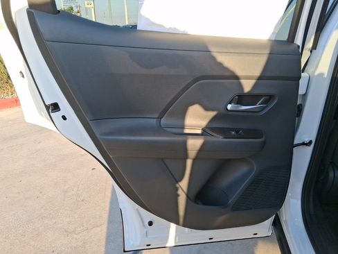 New 2026 Nissan Kicks SV image 23