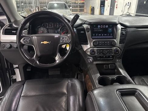 Used 2017 Chevrolet Suburban LT AWD/4WD image 31