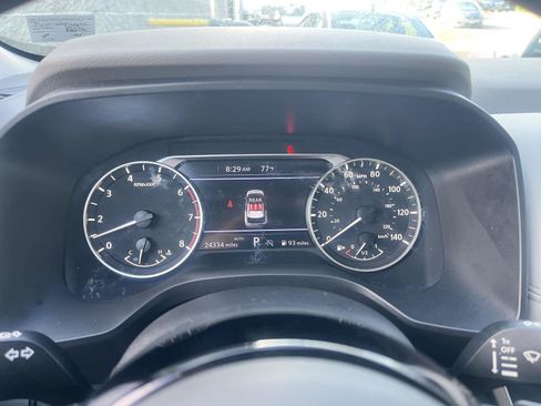 Used 2023 Nissan Rogue SV AWD/4WD image 25