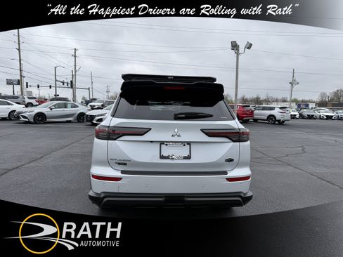 New 2026 Mitsubishi Outlander Trail Edition image 8