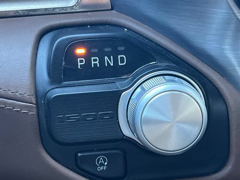 Used 2020 RAM 1500 Limited RWD image 31