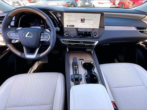 Used 2025 Lexus RX 350 Premium Plus image 12