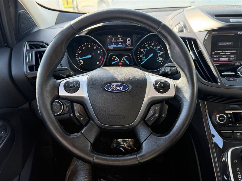 Used 2014 Ford Escape Titanium w/ Equipment Group 401A FWD image 15