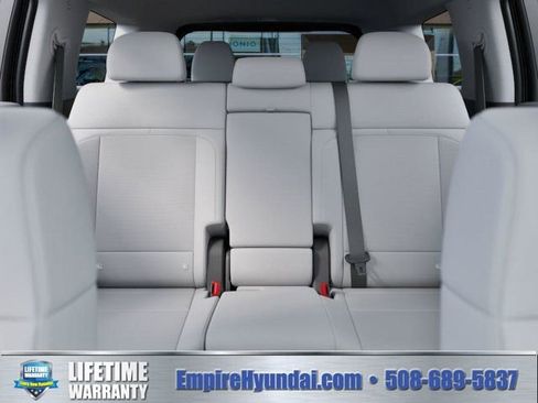 New 2026 Hyundai Santa Fe SE image 12
