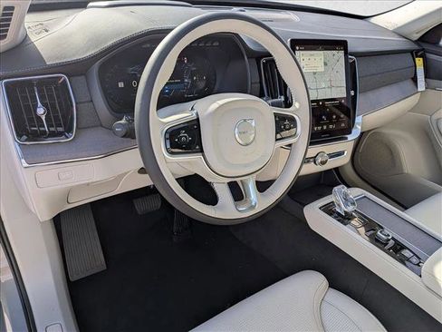 New 2026 Volvo XC90 B6 Ultra w/ Protection Package image 3