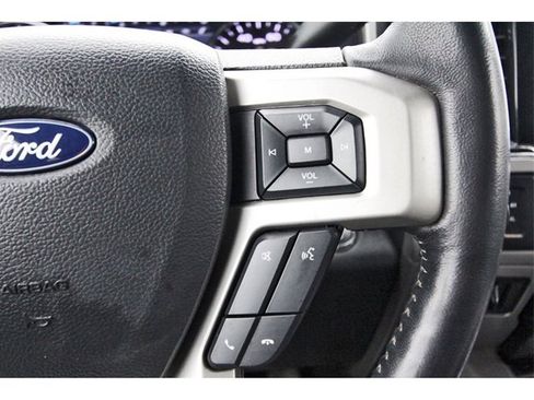 Used 2022 Ford F250 Lariat w/ Lariat Ultimate Package image 18