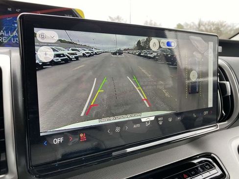 New 2025 Ford Expedition Max Active image 16