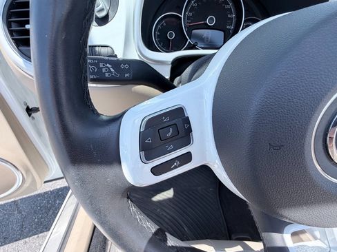 Used 2019 Volkswagen Beetle 2.0T S FWD image 16
