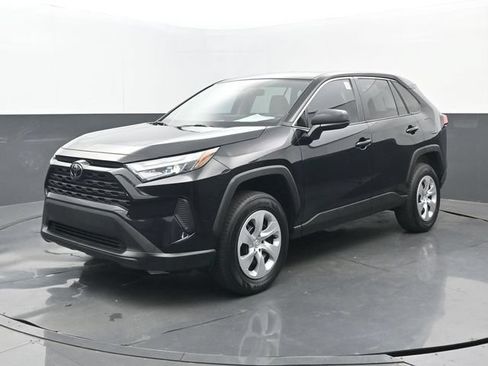 Used 2025 Toyota RAV4 LE FWD image 25