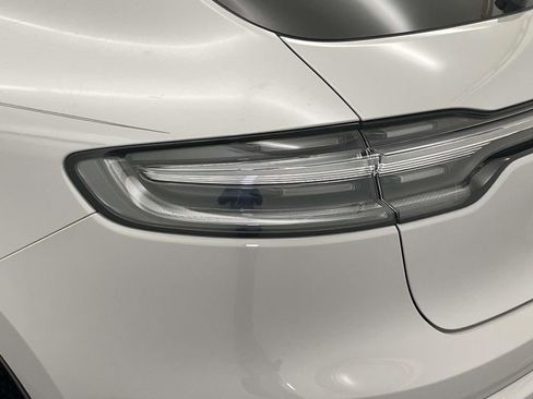 Certified 2024 Porsche Macan GTS w/ Premium Plus Package AWD/4WD image 16