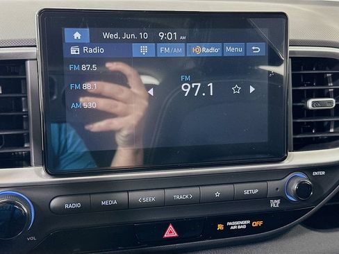 New 2026 Hyundai Venue SEL FWD image 11