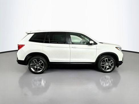 Used 2023 Honda Passport EX-L image 9