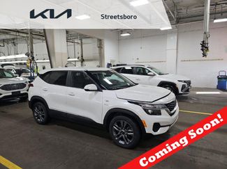 Used 2023 Kia Seltos LX video 1