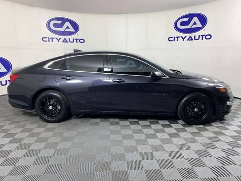 Used 2022 Chevrolet Malibu LS w/ LPO, Convenience Package 2 FWD image 2