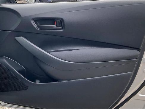 Used 2025 Toyota Corolla LE image 22