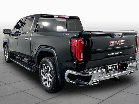 Used 2023 GMC Sierra 1500 SLT AWD/4WD image 11