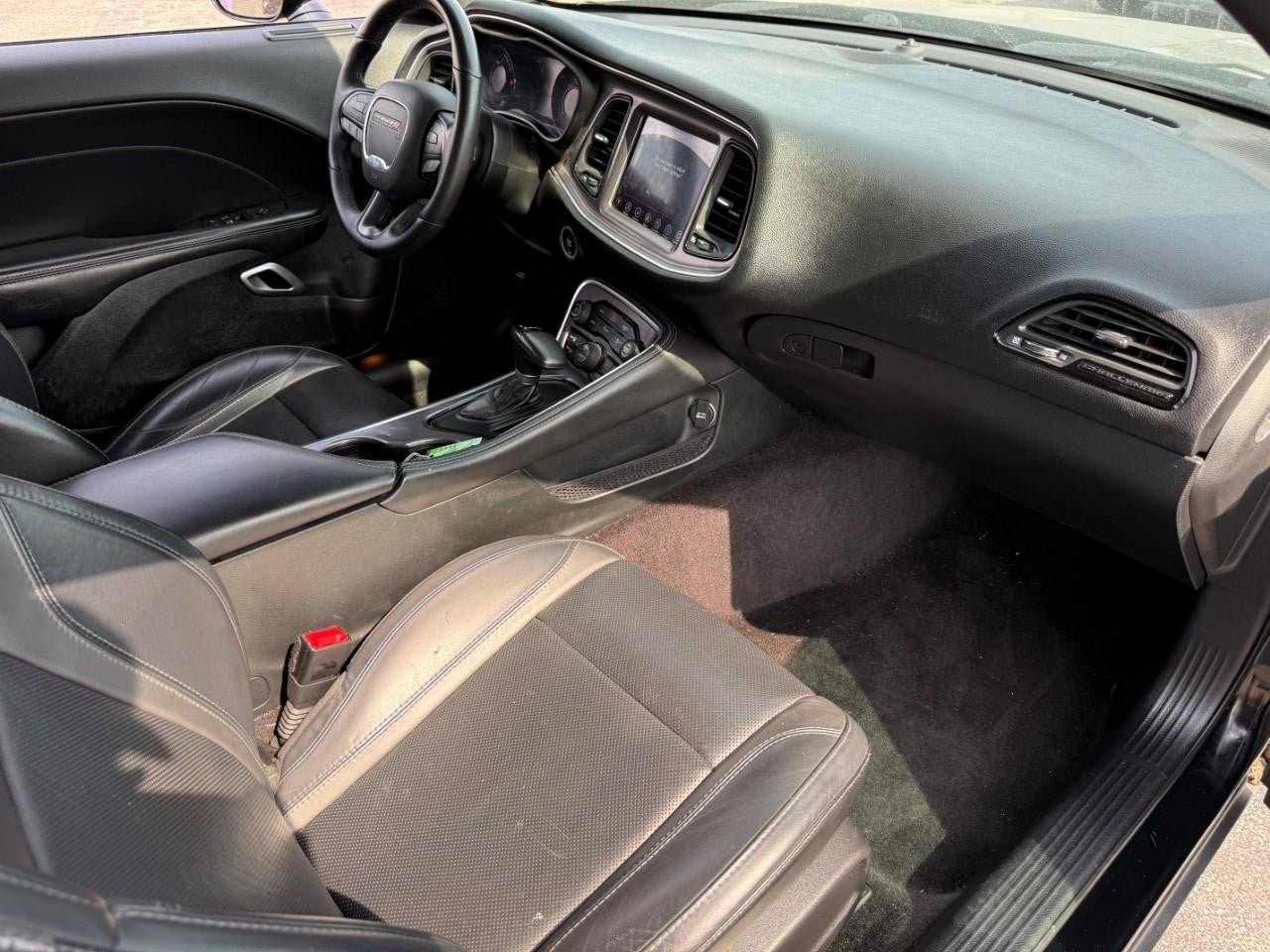 Used 2017 Dodge Challenger SXT Plus RWD image 10
