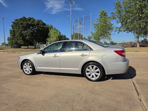 Used 2009 Lincoln MKZ FWD image 6