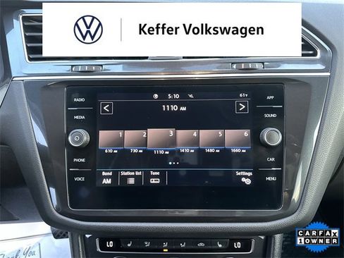 Used 2020 Volkswagen Tiguan SE image 18