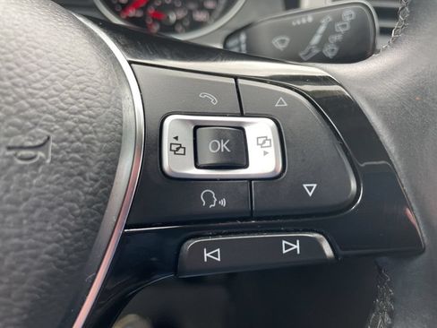 Used 2018 Volkswagen Atlas SE AWD/4WD image 12