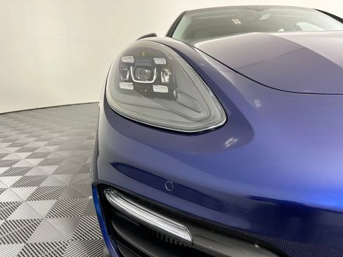Certified 2022 Porsche Panamera RWD image 9
