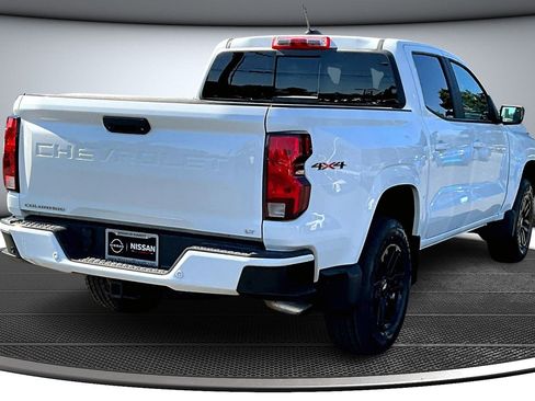 Used 2023 Chevrolet Colorado LT w/ LT Convenience Package II image 6