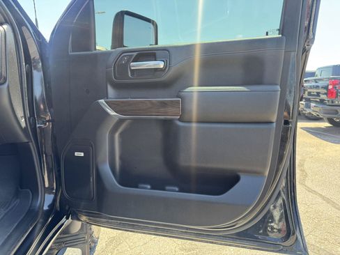 Used 2020 GMC Sierra 2500 SLT w/ SLT Premium Plus Package AWD/4WD image 25