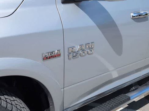 Used 2017 RAM 1500 Laramie AWD/4WD image 13