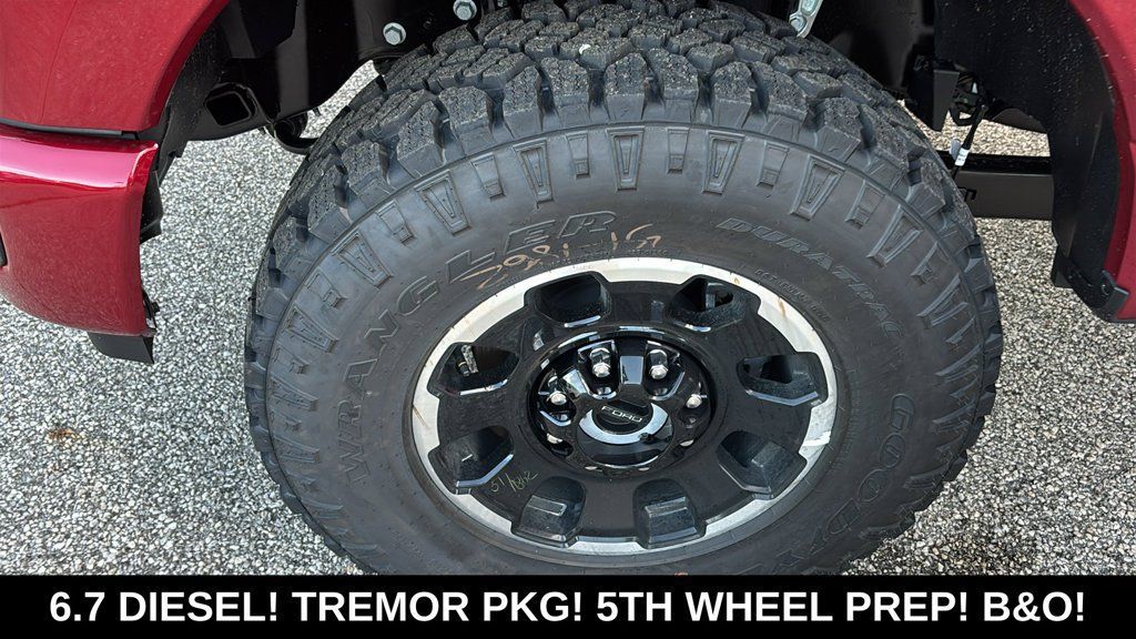 New 2026 Ford F250 Platinum w/ Tremor Off-Road Package AWD/4WD image 32