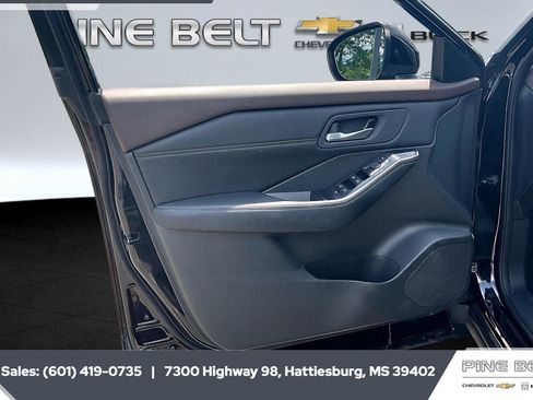 Used 2023 Nissan Rogue SV w/ SV Premium B Package AWD/4WD image 19
