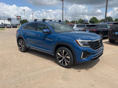 New 2025 Volkswagen Atlas Cross Sport SEL Premium R-Line AWD/4WD image 3