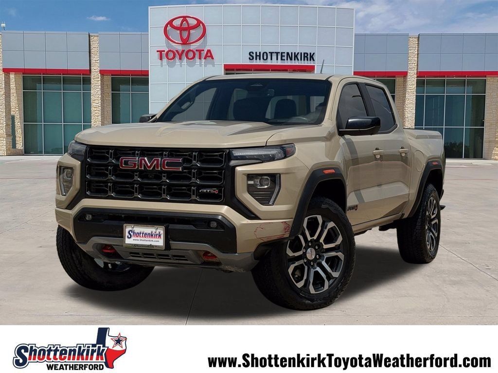 Used 2024 GMC Canyon AT4 w/ Technology Package AWD/4WD image 1