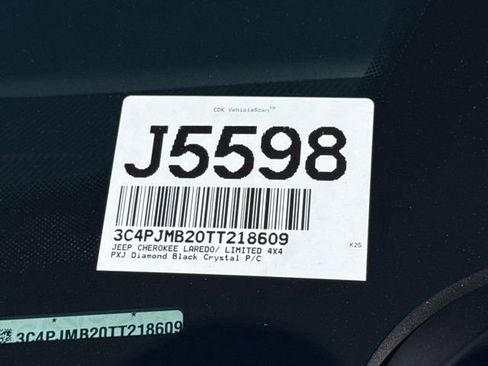 New 2026 Jeep Cherokee Limited AWD/4WD image 32