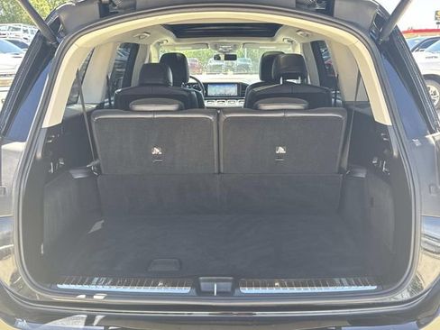 Used 2020 Mercedes-Benz GLS 450 4MATIC image 10