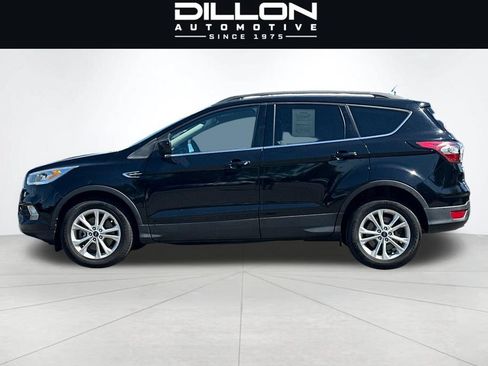 Used 2017 Ford Escape SE w/ Equipment Group 201A AWD/4WD image 7