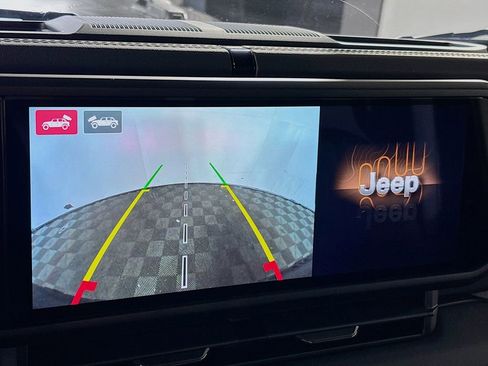 New 2025 Jeep Wrangler Unlimited Rubicon 392 image 17