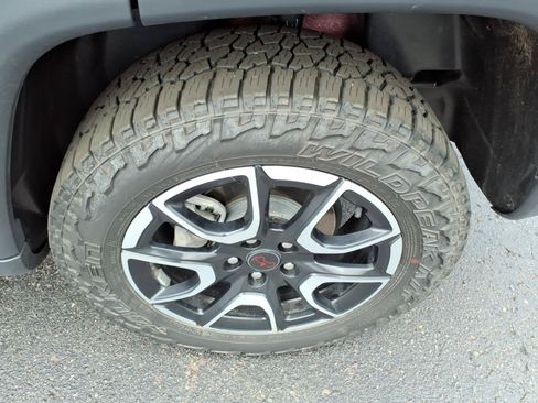 Used 2025 Jeep Compass Trailhawk w/ Trailhawk Elite Group AWD/4WD image 21