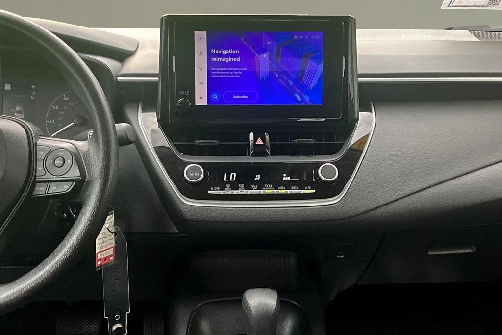 Used 2024 Toyota Corolla LE FWD image 9