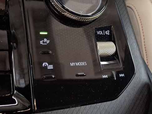 Used 2025 BMW X3 xDrive30i w/ Convenience Package image 20