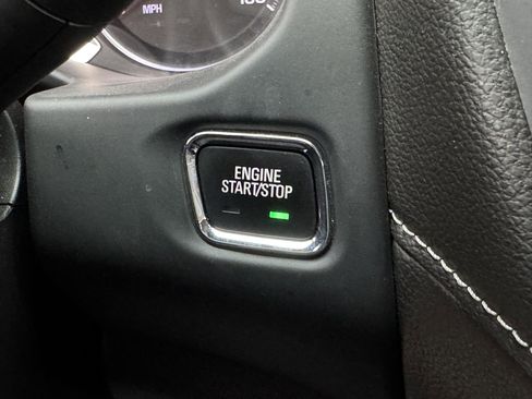 Used 2023 GMC Acadia SLE w/ Elevation Edition image 23