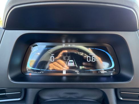 New 2025 Hyundai Elantra Sport image 17