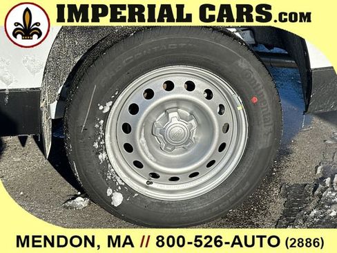 New 2026 Ford Maverick XL image 9