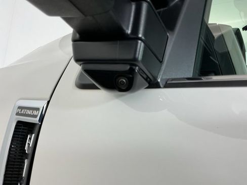 Used 2022 Ford F350 Platinum AWD/4WD image 12