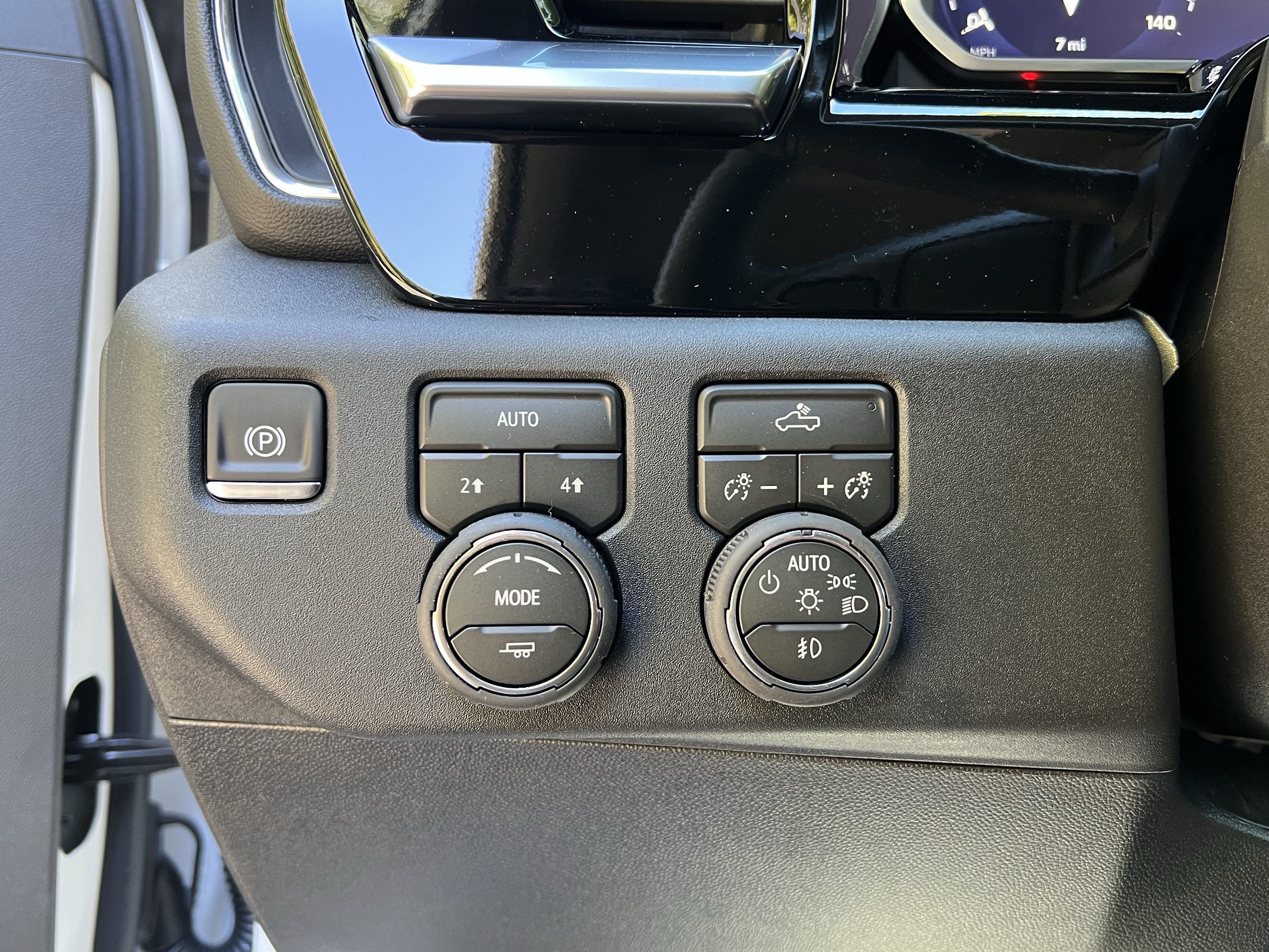 New 2026 Chevrolet Silverado 1500 RST w/ RST Select Package AWD/4WD image 18
