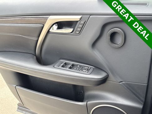 Used 2022 Lexus RX 350L Luxury image 30